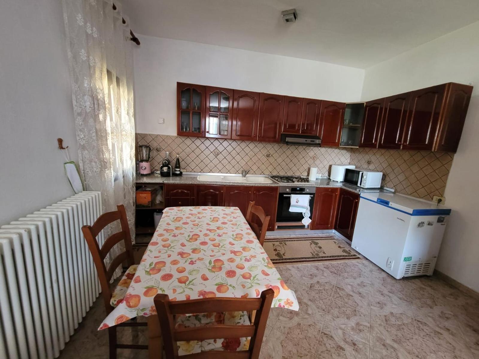 Private Room On A Shared Apartament Near Durres Beach Bagian luar foto